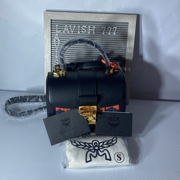 Mcm 2 way bag with dust bag and card - Picture 4 of 9